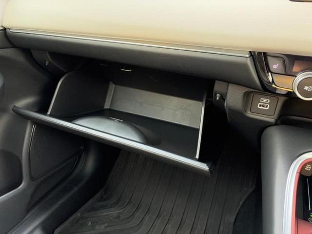 ヴェゼル ｅＨＥＶプレイ　新品タイヤ／ガラスルーフ／保証書／純正　ＳＤナビ／ホンダセンシング／シートヒーター　前席／マルチビューカメラシステム／車線逸脱防止支援システム／電動バックドア／ヘッドランプ　ＬＥＤ／ＵＳＢジャック（25枚目）