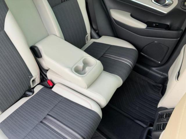 ヴェゼル ｅＨＥＶプレイ　新品タイヤ／ガラスルーフ／保証書／純正　ＳＤナビ／ホンダセンシング／シートヒーター　前席／マルチビューカメラシステム／車線逸脱防止支援システム／電動バックドア／ヘッドランプ　ＬＥＤ／ＵＳＢジャック（38枚目）