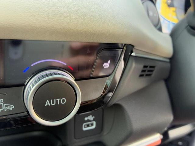 ヴェゼル ｅＨＥＶプレイ　新品タイヤ／ガラスルーフ／保証書／純正　ＳＤナビ／ホンダセンシング／シートヒーター　前席／マルチビューカメラシステム／車線逸脱防止支援システム／電動バックドア／ヘッドランプ　ＬＥＤ／ＵＳＢジャック（40枚目）