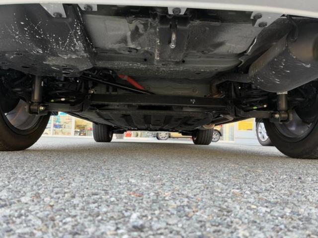 ヴェゼル ｅＨＥＶプレイ　新品タイヤ／ガラスルーフ／保証書／純正　ＳＤナビ／ホンダセンシング／シートヒーター　前席／マルチビューカメラシステム／車線逸脱防止支援システム／電動バックドア／ヘッドランプ　ＬＥＤ／ＵＳＢジャック（48枚目）