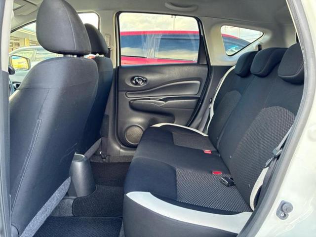 ノート Ｘ　社外　ＳＤナビ／インテリジェントルームミラー／アラウンドビューモニター／ＥＴＣ／ＥＢＤ付ＡＢＳ／アイドリングストップ／ワンセグＴＶ／エアバッグ　運転席／エアバッグ　助手席／パワーウインドウ（7枚目）