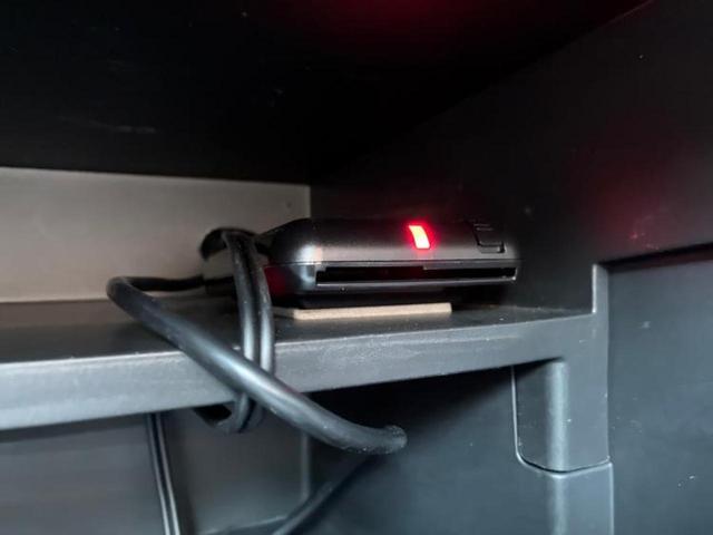 ノート Ｘ　社外　ＳＤナビ／インテリジェントルームミラー／アラウンドビューモニター／ＥＴＣ／ＥＢＤ付ＡＢＳ／アイドリングストップ／ワンセグＴＶ／エアバッグ　運転席／エアバッグ　助手席／パワーウインドウ（18枚目）