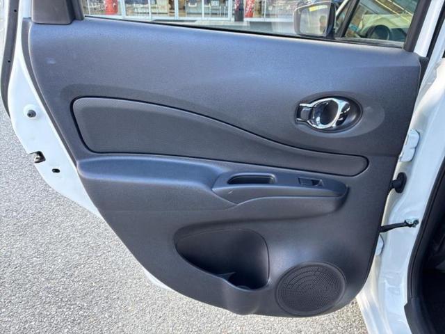 ノート Ｘ　社外　ＳＤナビ／インテリジェントルームミラー／アラウンドビューモニター／ＥＴＣ／ＥＢＤ付ＡＢＳ／アイドリングストップ／ワンセグＴＶ／エアバッグ　運転席／エアバッグ　助手席／パワーウインドウ（23枚目）