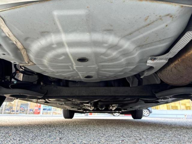 ノート Ｘ　社外　ＳＤナビ／インテリジェントルームミラー／アラウンドビューモニター／ＥＴＣ／ＥＢＤ付ＡＢＳ／アイドリングストップ／ワンセグＴＶ／エアバッグ　運転席／エアバッグ　助手席／パワーウインドウ（41枚目）