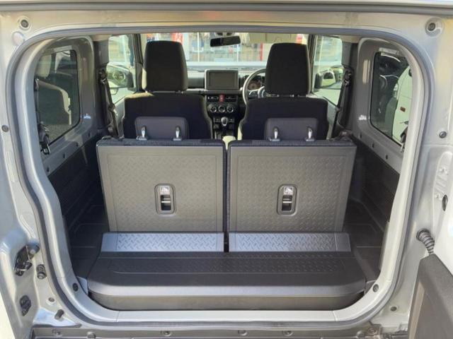 ジムニー ４ＷＤ　ＸＣ　保証書／セーフティサポート（スズキ）／シートヒーター／車線逸脱防止支援システム／ヘッドランプ　ＬＥＤ／ＡＢＳ／横滑り防止装置／アイドリングストップ／禁煙車／エアバッグ　運転席／エアバッグ　助手席（8枚目）