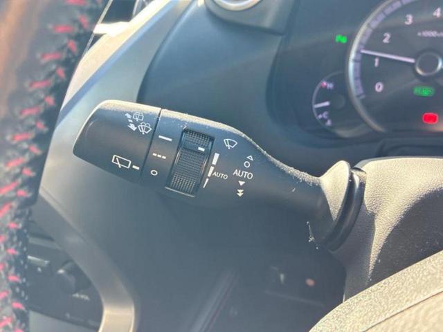 ＮＸ ４ＷＤ　ＮＸ３００ｈ　Ｆスポーツ　新品タイヤ／サンルーフ／保証書／純正　ＨＤＤナビ／プリクラッシュセーフティ／シートエアコン／車線逸脱防止支援システム／シート　合皮／電動バックドア／ヘッドランプ　ＬＥＤ／Ｂｌｕｅｔｏｏｔｈ接続　４ＷＤ（16枚目）