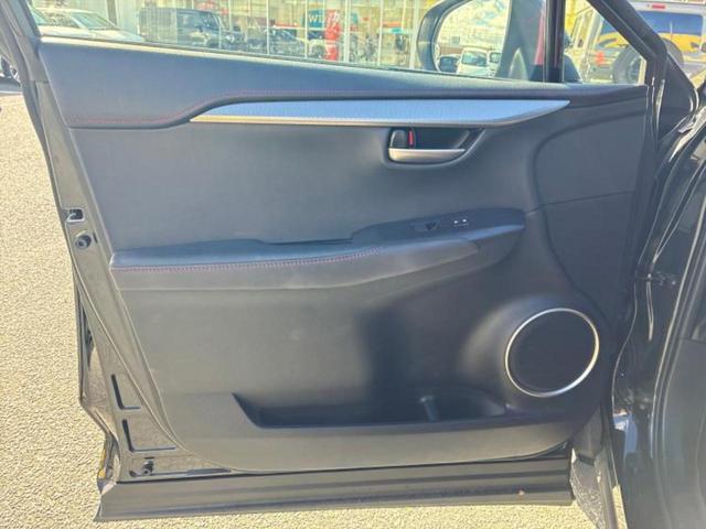 ＮＸ ４ＷＤ　ＮＸ３００ｈ　Ｆスポーツ　新品タイヤ／サンルーフ／保証書／純正　ＨＤＤナビ／プリクラッシュセーフティ／シートエアコン／車線逸脱防止支援システム／シート　合皮／電動バックドア／ヘッドランプ　ＬＥＤ／Ｂｌｕｅｔｏｏｔｈ接続　４ＷＤ（22枚目）