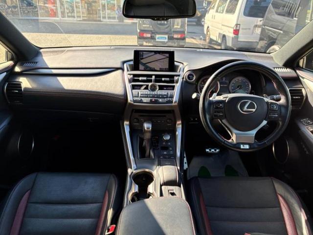 ＮＸ ４ＷＤ　ＮＸ３００ｈ　Ｆスポーツ　新品タイヤ／サンルーフ／保証書／純正　ＨＤＤナビ／プリクラッシュセーフティ／シートエアコン／車線逸脱防止支援システム／シート　合皮／電動バックドア／ヘッドランプ　ＬＥＤ／Ｂｌｕｅｔｏｏｔｈ接続　４ＷＤ（24枚目）