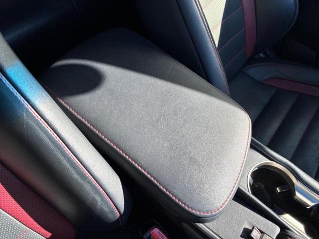 ＮＸ ４ＷＤ　ＮＸ３００ｈ　Ｆスポーツ　新品タイヤ／サンルーフ／保証書／純正　ＨＤＤナビ／プリクラッシュセーフティ／シートエアコン／車線逸脱防止支援システム／シート　合皮／電動バックドア／ヘッドランプ　ＬＥＤ／Ｂｌｕｅｔｏｏｔｈ接続　４ＷＤ（32枚目）