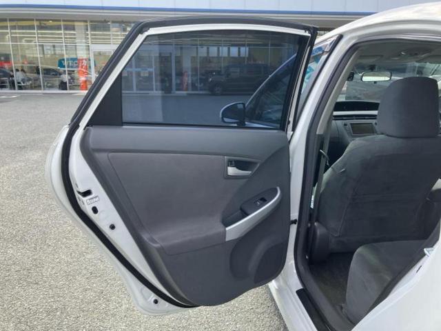 プリウス Ｇ　純正　ＨＤＤナビ／ドライブレコーダー　社外／ヘッドランプ　ＨＩＤ／ＥＴＣ／ＥＢＤ付ＡＢＳ／横滑り防止装置／アイドリングストップ／バックモニター／フルセグＴＶ／ＤＶＤ／エアバッグ　運転席　バックカメラ（24枚目）