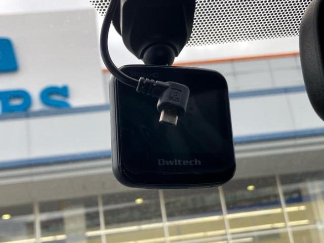 プリウス Ｇ　純正　ＨＤＤナビ／ドライブレコーダー　社外／ヘッドランプ　ＨＩＤ／ＥＴＣ／ＥＢＤ付ＡＢＳ／横滑り防止装置／アイドリングストップ／バックモニター／フルセグＴＶ／ＤＶＤ／エアバッグ　運転席　バックカメラ（40枚目）