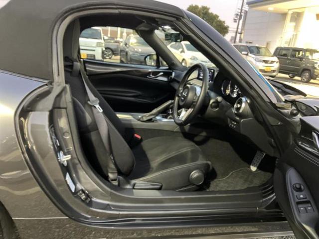 ロードスター Ｓスペシャルパッケージ　保証書／ディスプレイオーディオ／アイアクティブセンス（マツダ）／シートヒーター　前席／車線逸脱防止支援システム／ドライブレコーダー　社外／ヘッドランプ　ＬＥＤ／ＵＳＢジャック　衝突被害軽減システム（4枚目）