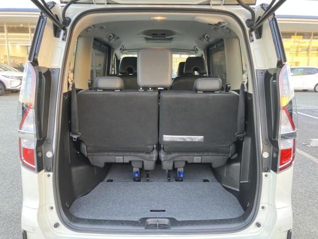 セレナ ｅパワーハイウェイスターＶ　保証書／純正　１０インチ　ＳＤナビ／フリップダウンモニター／インテリジェントルームミラー／エマージェンシーブレーキ／両側電動スライドドア／アラウンドビューモニター／車線逸脱防止支援システム　ＤＶＤ再生（20枚目）