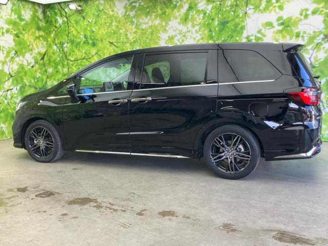 オデッセイハイブリッド ｅＨＥＶアブソルート・ＥＸ　保証書／純正　１１インチ　ＳＤナビ／ホンダセンシング／両側電動スライドドア／シートヒーター／マルチビューカメラシステム／車線逸脱防止支援システム／シート　フルレザー／電動バックドア　革シート　ＥＴＣ（2枚目）