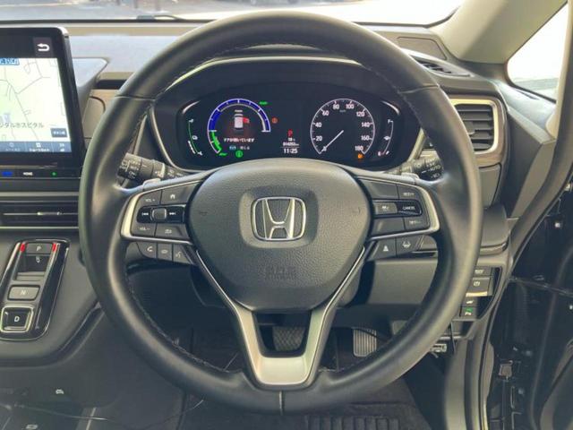 オデッセイハイブリッド ｅＨＥＶアブソルート・ＥＸ　保証書／純正　１１インチ　ＳＤナビ／ホンダセンシング／両側電動スライドドア／シートヒーター／マルチビューカメラシステム／車線逸脱防止支援システム／シート　フルレザー／電動バックドア　革シート　ＥＴＣ（15枚目）