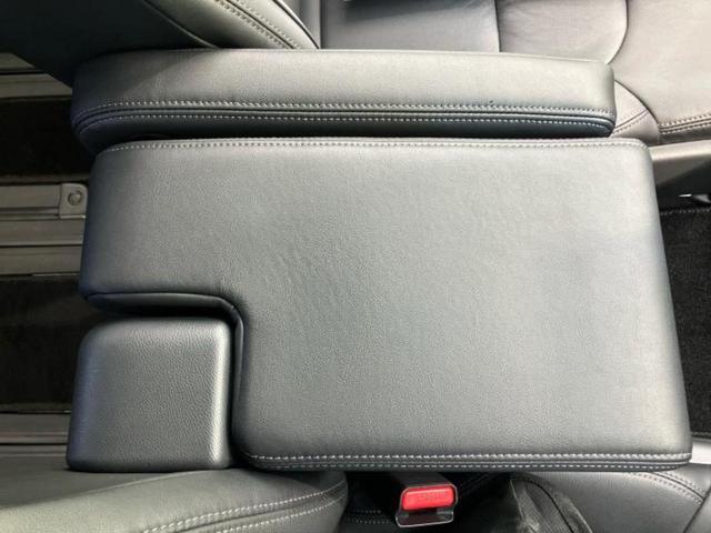 オデッセイハイブリッド ｅＨＥＶアブソルート・ＥＸ　保証書／純正　１１インチ　ＳＤナビ／ホンダセンシング／両側電動スライドドア／シートヒーター／マルチビューカメラシステム／車線逸脱防止支援システム／シート　フルレザー／電動バックドア　革シート　ＥＴＣ（33枚目）