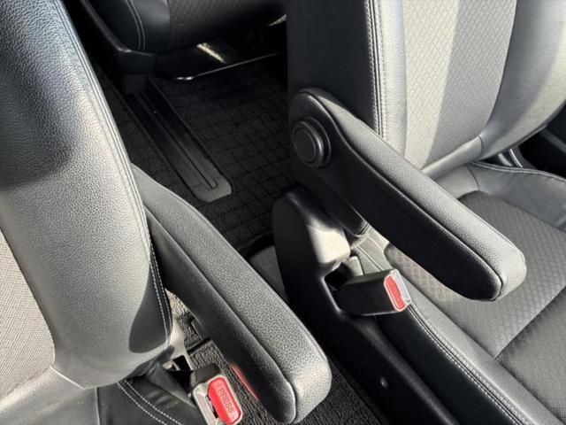 フリードハイブリッド ハイブリッドＧホンダセンシング　保証書／純正　９インチ　ＳＤナビ／衝突安全装置／両側電動スライドドア／シートヒーター　前席／車線逸脱防止支援システム／シート　ハーフレザー／ドライブレコーダー　前後／ヘッドランプ　ＬＥＤ　バックカメラ（33枚目）