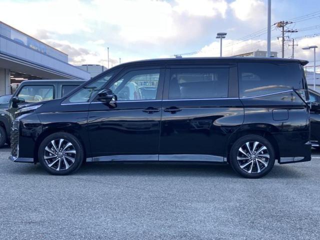 ヴォクシー ハイブリッドS-Z 保証書/ディスプレイオーディオ+ナビ11インチ/フリップダウンモニター/トヨタセーフティセンス/両側電動スライドドア/シートヒーター/車線逸脱防止支援システム/シート ハーフレザー バックカメラ(2枚目)