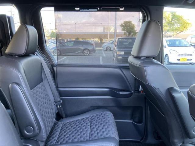 ヴォクシー ハイブリッドS-Z 保証書/ディスプレイオーディオ+ナビ11インチ/フリップダウンモニター/トヨタセーフティセンス/両側電動スライドドア/シートヒーター/車線逸脱防止支援システム/シート ハーフレザー バックカメラ(24枚目)