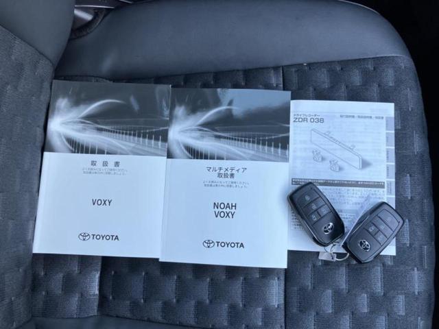 ヴォクシー ハイブリッドS-Z 保証書/ディスプレイオーディオ+ナビ11インチ/フリップダウンモニター/トヨタセーフティセンス/両側電動スライドドア/シートヒーター/車線逸脱防止支援システム/シート ハーフレザー バックカメラ(36枚目)
