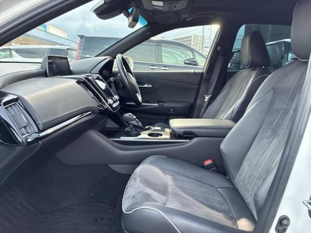 クラウンハイブリッド ＲＳアドバンス　サンルーフ／モデリスタエアロ／保証書／純正　８インチ　ＳＤナビ／トヨタセーフティセンス／シートヒーター／車線逸脱防止支援システム／シート　ハーフレザー／ヘッドランプ　ＬＥＤ／Ｂｌｕｅｔｏｏｔｈ接続（6枚目）