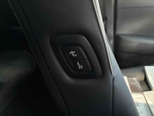 クラウンハイブリッド ＲＳアドバンス　サンルーフ／モデリスタエアロ／保証書／純正　８インチ　ＳＤナビ／トヨタセーフティセンス／シートヒーター／車線逸脱防止支援システム／シート　ハーフレザー／ヘッドランプ　ＬＥＤ／Ｂｌｕｅｔｏｏｔｈ接続（41枚目）