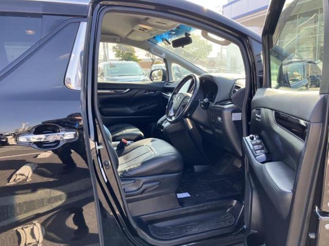 アルファード Ｓ　Ａパッケージ　保証書／社外　１１インチ　ＳＤナビ／フリップダウンモニター　社外　１１．４インチ／トヨタセーフティセンス／両側電動スライドドア／シート　ハーフレザー／ヘッドランプ　ＬＥＤ／ＵＳＢジャック　バックカメラ（4枚目）