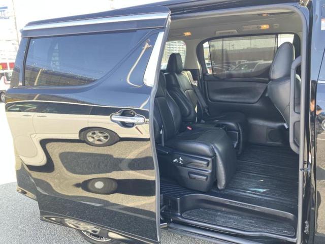 アルファード Ｓ　Ａパッケージ　保証書／社外　１１インチ　ＳＤナビ／フリップダウンモニター　社外　１１．４インチ／トヨタセーフティセンス／両側電動スライドドア／シート　ハーフレザー／ヘッドランプ　ＬＥＤ／ＵＳＢジャック　バックカメラ（5枚目）