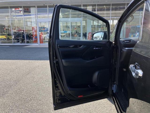 アルファード Ｓ　Ａパッケージ　保証書／社外　１１インチ　ＳＤナビ／フリップダウンモニター　社外　１１．４インチ／トヨタセーフティセンス／両側電動スライドドア／シート　ハーフレザー／ヘッドランプ　ＬＥＤ／ＵＳＢジャック　バックカメラ（25枚目）