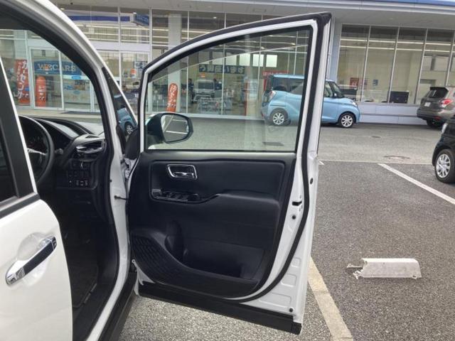 ヴォクシー ＺＳキラメキ３　新品タイヤ／保証書／純正　１０インチ　ＳＤナビ／フリップダウンモニター　純正　１２．８インチ／トヨタセーフティセンス／両側電動スライドドア／車線逸脱防止支援システム／シート　ハーフレザー　バックカメラ（22枚目）