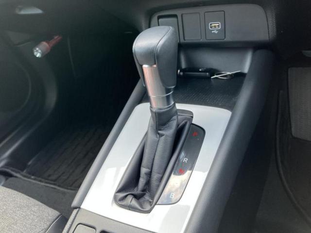 フィット eHEVホーム 新品タイヤ/保証書/純正 9インチ SDナビ/衝突安全装置/車線逸脱防止支援システム/シート ハーフレザー/ドライブレコーダー 前後/ヘッドランプ LED/Bluetooth接続/ETC バックカメラ(18枚目)