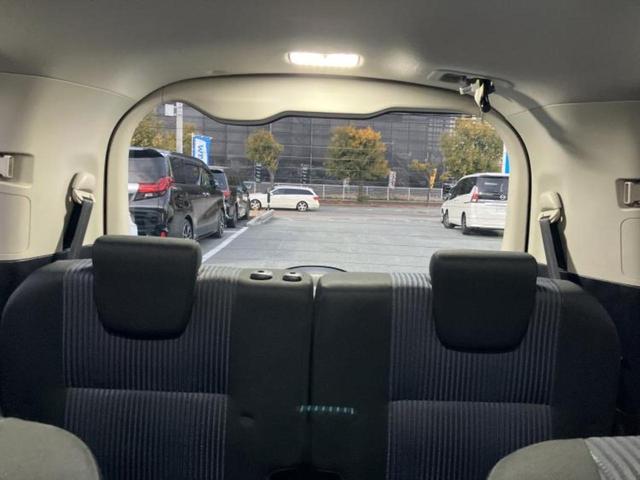 ヴォクシー ＺＳキラメキ　保証書／社外　９インチ　ＳＤナビ／フリップダウンモニター　社外　１０．１インチ／両側電動スライドドア／ドライブレコーダー　社外／ヘッドランプ　ＬＥＤ／Ｂｌｕｅｔｏｏｔｈ接続／ＥＴＣ　バックカメラ（19枚目）