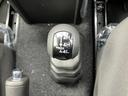 ４ＷＤ　ＦＣ　保証書／セーフティサポート（スズキ）／シートヒーター　前席／車線逸脱防止支援システム／ヘッドランプ　ＬＥＤ／ＥＢＤ付ＡＢＳ／横滑り防止装置／アイドリングストップ／クルーズコントロール／禁煙車　４ＷＤ（32枚目）