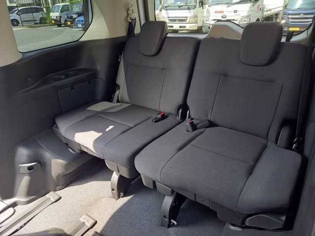 セレナ ｅ－パワー　ハイウェイスターＶ　ニッサンコネクトナビ　アラウンドビューモニター　デジタルインナーミラー　ＥＴＣ２．０　ＳＯＳコール　ＬＥＤヘッドライト　ＡＣ１００Ｖ１５００Ｗコンセント　ホットプラスパッケージ（寒冷地仕様）（19枚目）