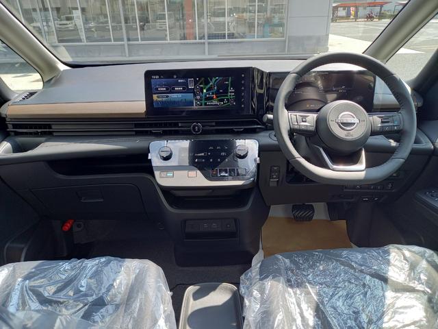 セレナ ｅ－パワー　ハイウェイスターＶ　ニッサンコネクトナビ　アラウンドビューモニター　デジタルインナーミラー　ＥＴＣ２．０　ＳＯＳコール　ＬＥＤヘッドライト　ＡＣ１００Ｖ１５００Ｗコンセント　ホットプラスパッケージ（寒冷地仕様）（39枚目）