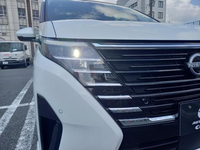 セレナ ｅ－パワー　ハイウェイスターＶ　ニッサンコネクトナビ　アラウンドビューモニター　デジタルインナーミラー　ＥＴＣ２．０　ＳＯＳコール　ＬＥＤヘッドライト　ＡＣ１００Ｖ１５００Ｗコンセント　ホットプラスパッケージ（寒冷地仕様）（59枚目）