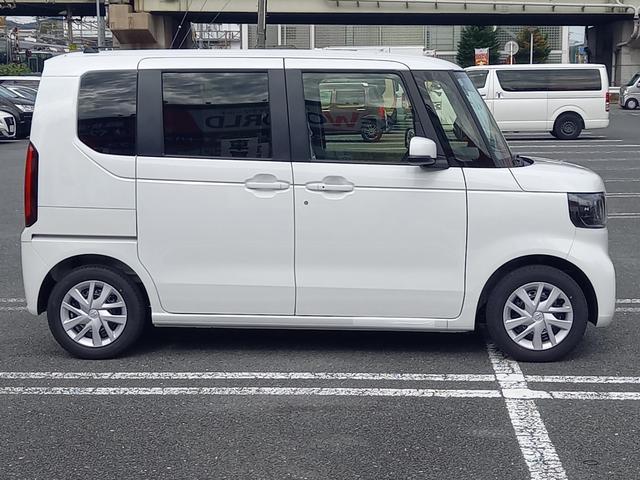 N-BOX ベースグレード ☆届出済未使用車☆バックカメラ☆パワースライドドア☆LEDヘッドライト☆シートヒーター(4枚目)