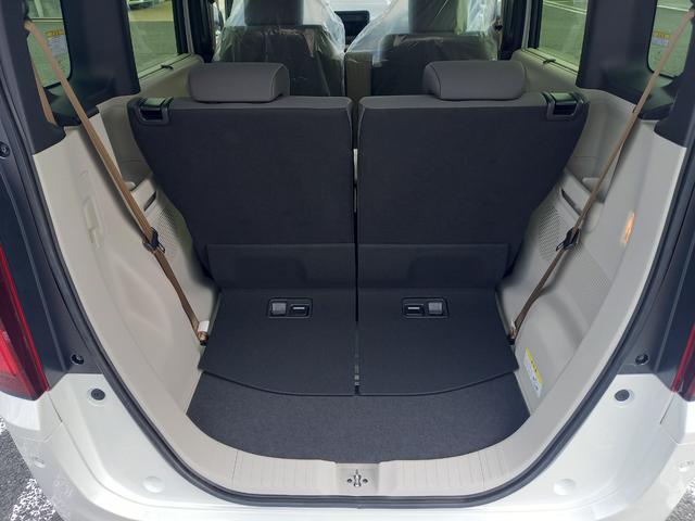 N-BOX ベースグレード ☆届出済未使用車☆バックカメラ☆パワースライドドア☆LEDヘッドライト☆シートヒーター(11枚目)