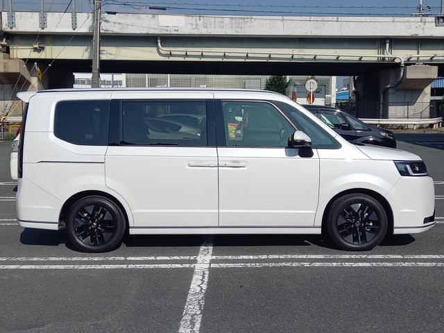 ステップワゴン e:HEVスパーダ 登録済未使用車 11.4インチホンダコネクトナビ マルチビューカメラシステム 後退サポート 両側パワースライドドア パワーバックドア(5枚目)