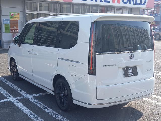 ステップワゴン e:HEVスパーダ 登録済未使用車 11.4インチホンダコネクトナビ マルチビューカメラシステム 後退サポート 両側パワースライドドア パワーバックドア(10枚目)