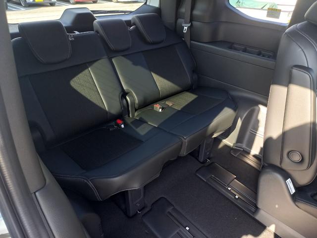 ステップワゴン e:HEVスパーダ 登録済未使用車 11.4インチホンダコネクトナビ マルチビューカメラシステム 後退サポート 両側パワースライドドア パワーバックドア(18枚目)