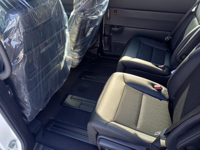 ステップワゴン e:HEVスパーダ 登録済未使用車 11.4インチホンダコネクトナビ マルチビューカメラシステム 後退サポート 両側パワースライドドア パワーバックドア(20枚目)