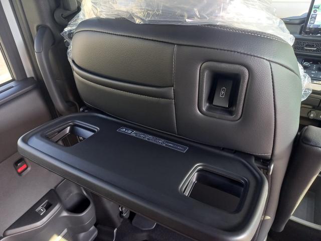 ステップワゴン e:HEVスパーダ 登録済未使用車 11.4インチホンダコネクトナビ マルチビューカメラシステム 後退サポート 両側パワースライドドア パワーバックドア(24枚目)