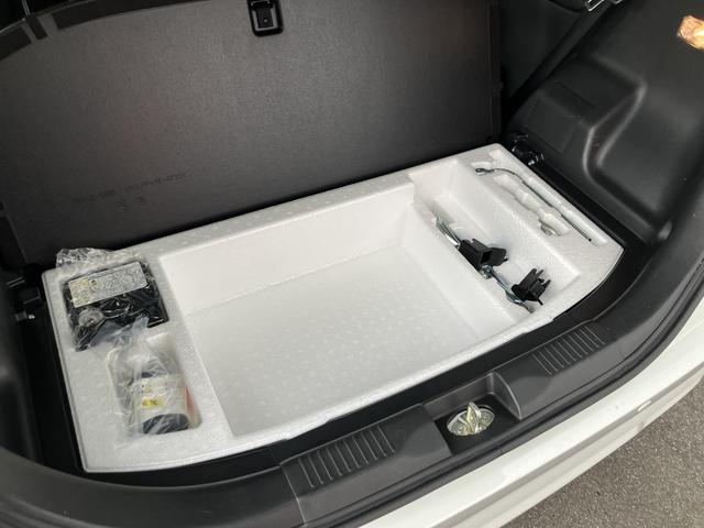 ソリオバンディット HYBRID MV 4WD 全方位モニターナビ 前後ドラレコ 4WD 全方位モニターナビ 前後ドラレコ オーディオスイッチ アダプティブクルコン 前後衝突被害軽減ブレーキ キーレスプッシュ アルミホイール フリップダウンモニター LEDヘッド 両席シートヒーター(36枚目)