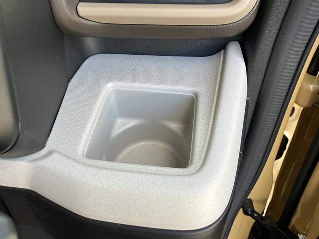 スペーシア ＨＹＢＲＩＤ　Ｘ　元試乗車　スズキコネクト付全方位ナビ　元試乗車　マイルドハイブリッド　スズキコネクト付全方位ナビ　前後衝突被害軽減ブレーキ　両側電動スライドドア　オーディオスイッチ　アダプティブクルーズコントロール　ＬＥＤヘッドライト　キーレスプッシュ（57枚目）