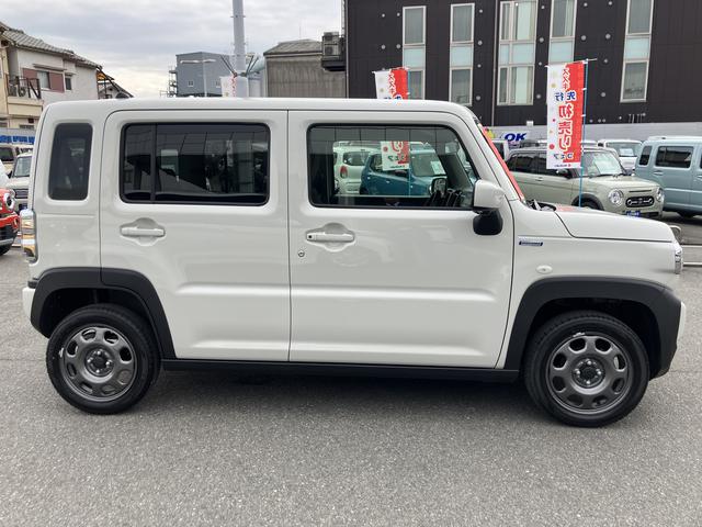 ハスラー ＨＹＢＲＩＤ　Ｇターボ３型元試乗車　スズキコネクト全方位ナビ　元試乗車　ターボ　スズキコネクト付全方位ナビ　オーディオスイッチ　アダプティブクルーズコントロール　パドルシフト　キーレスプッシュスタート　ＬＥＤヘッドライト　両席シートヒーター　フルオートエアコン（4枚目）