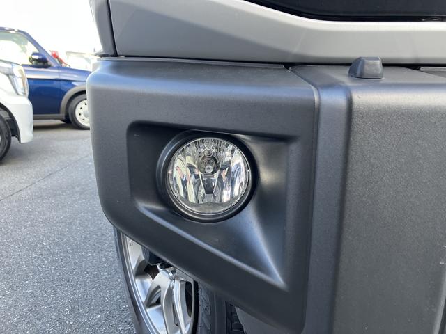 ジムニー ＸＣ　元試乗車　パートタイム４ＷＤ　元試乗車　パートタイム４ＷＤ　前方衝突被害軽減ブレーキ　オーディオレス　オーディオスイッチ　クルーズコントロール　キーレスプッシュスタート　ＬＥＤヘッドライト　フォグランプ　アルミホイール（25枚目）