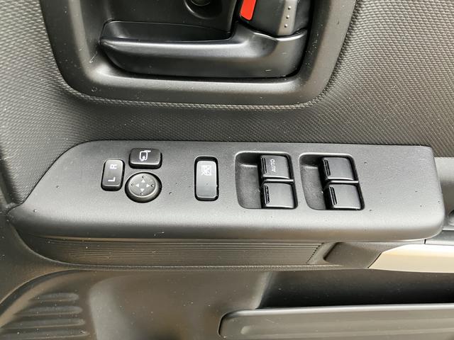 スペーシアギア ＨＹＢＲＩＤ　ＸＺ　２型　ナビ　ＥＴＣ　ナビゲーション　バックカメラ　ステアリングオーディオスイッチ　アダプティブクルーズコントロール　前後衝突被害軽減ブレーキ　ＬＥＤヘッドライト　フォグランプ　アルミホイール　両席シートヒーター（62枚目）