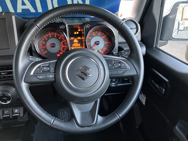 ジムニー ＸＣ　パートタイム４ＷＤ　パートタイム４ＷＤ　前方衝突被害軽減ブレーキ　オーディオスイッチ　クルーズコントロール　オーディオレス　キーレスプッシュスタート　両席シートヒーター　アルミホイール（16枚目）