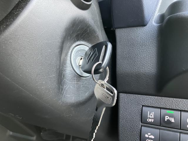 アルト Ｌ　２型　バックカメラ付モニターオーディオ　前後衝突被害軽減ブレーキ　バックカメラ付モニターオーディオ　ステアリングオーディオスイッチ　運転席シートヒーター　マニュアルエアコン　キーレスエントリー（10枚目）